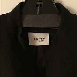 Akis pinto short blazer